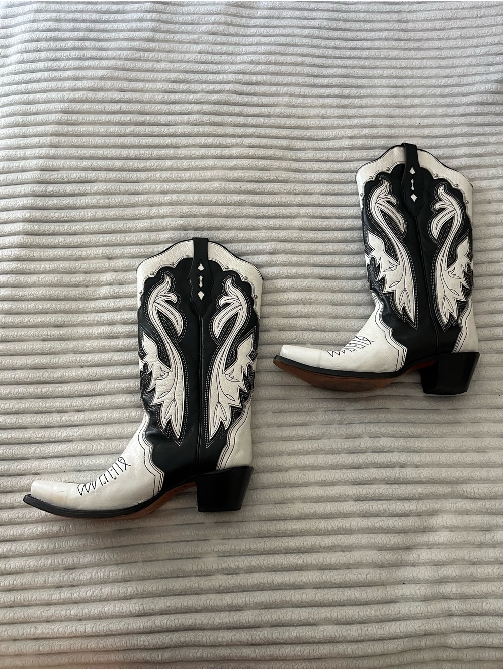 Corral Cowboy Boots - Picture 2 of 11